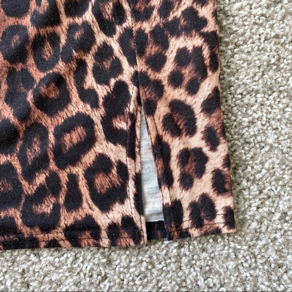 Cheetah Print Skirt - Picture 2 of 4